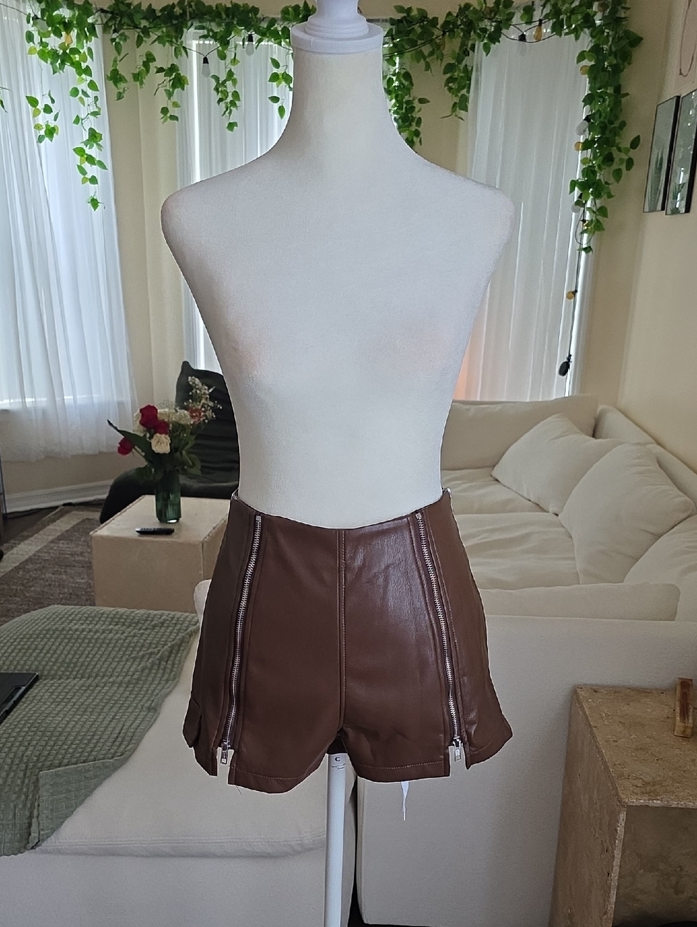 Akira Brown‎ Leather Spring Summer High-Waist Zipper  Women's Shorts